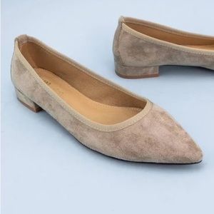 Mi.iM suede ballet flats EUC, size 8.5